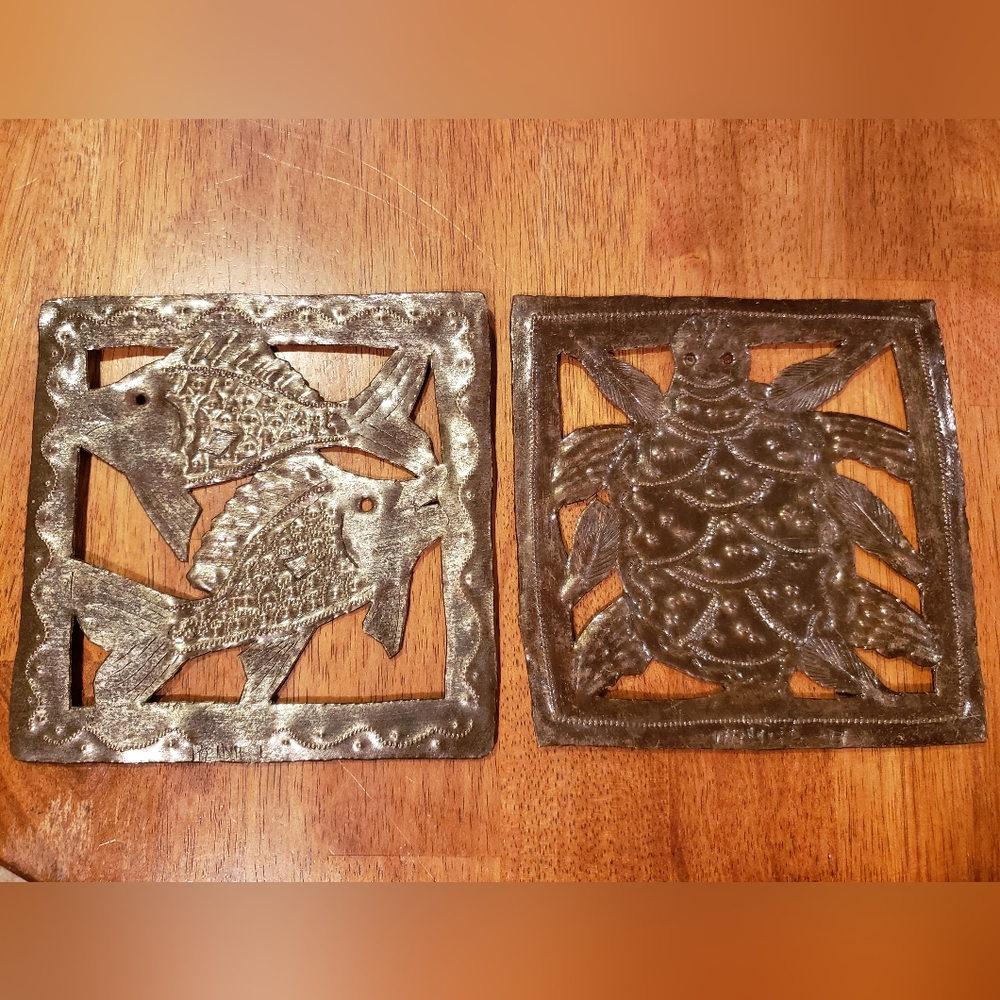 Square Metalwork Wall Art Set - Fish & Turtle